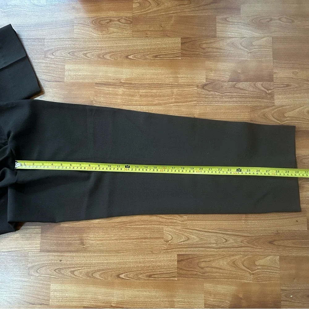 4/$15 Thomson brown pleated dress pants